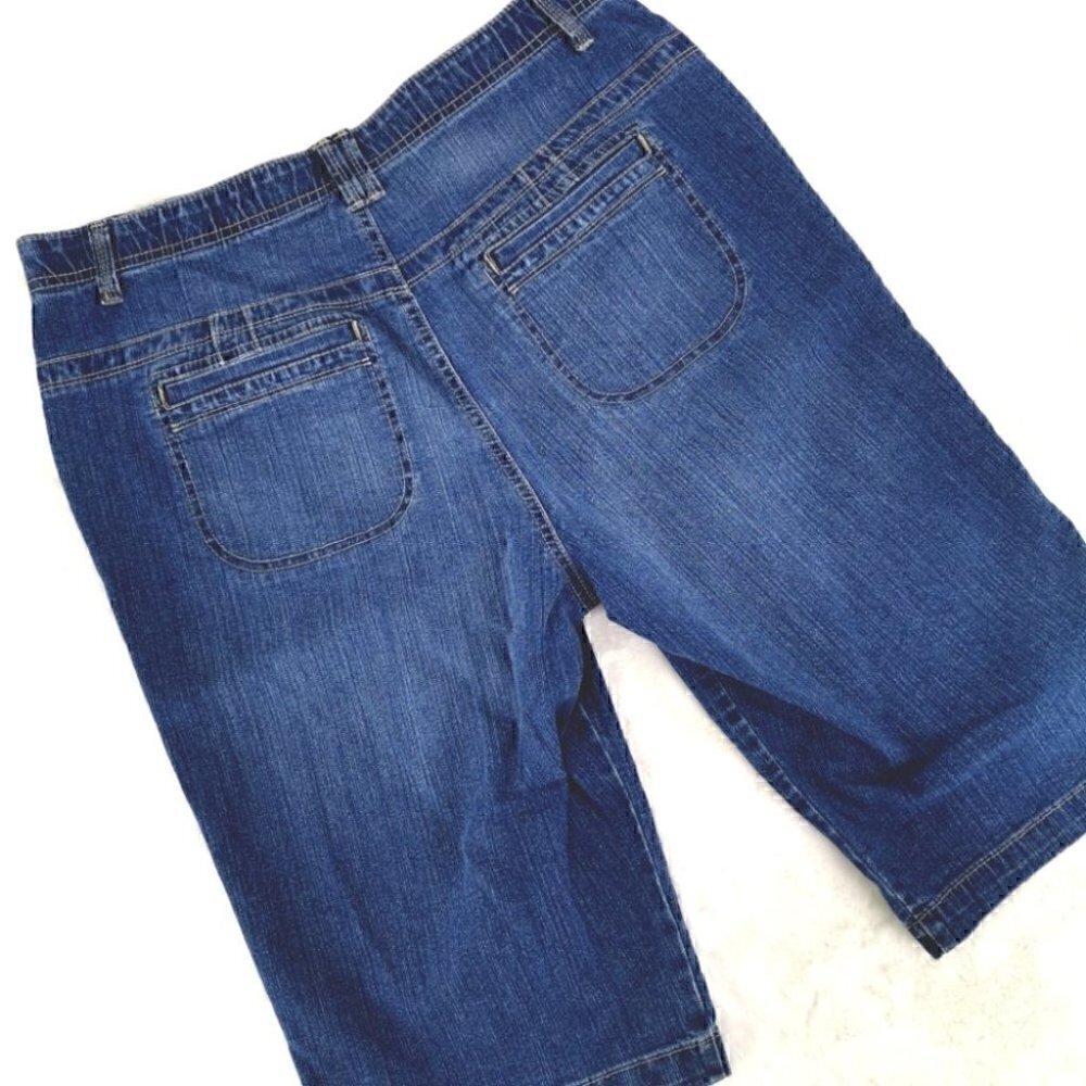 Gloria Vanderbilt Women's Blue Capris High Rise - Picture 7 of 12
